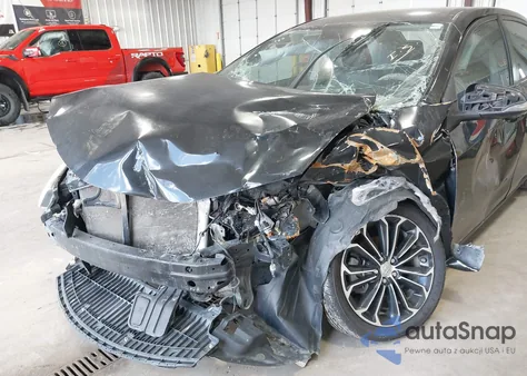 2016 Toyota Corolla S Plus z USA, uszkodzony, nr VIN 2T1BURHE0GC690768